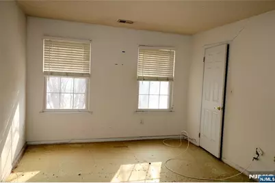 12 Rutgers Drive, Newark, NJ 07103 - Photo 17