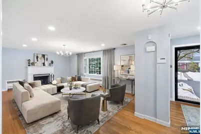 922 Wildwood Road, Oradell, NJ 07649 - Photo 7