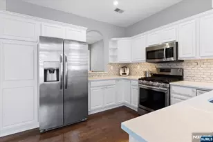 1463 Barnhardt Ln, Rahway, NJ 07065 - Photo 7