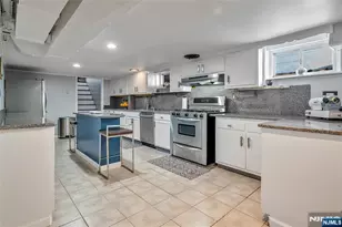 15 Furrey Pl, Paterson, NJ 07522 - Photo 27