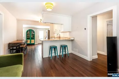 19 Pinecrest Terrace, Wayne, NJ 07470 - Photo 5