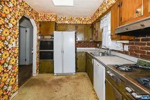 286 Ridgewood Blvd, Washington Township, NJ 07676 - Photo 15