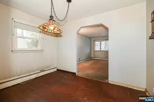 286 Ridgewood Blvd, Washington Township, NJ 07676 - Photo 11