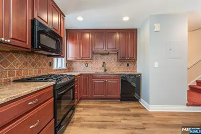 56 Woods Edge Drive, Roxbury Township, NJ 07876 - Photo 11
