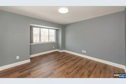 56 Woods Edge Drive, Roxbury Township, NJ 07876 - Photo 15