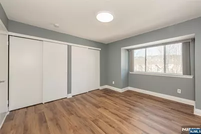 56 Woods Edge Drive, Roxbury Township, NJ 07876 - Photo 17