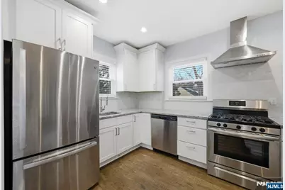 153 Tremont Avenue, Orange, NJ 07050 - Photo 15