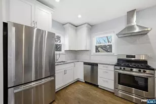 153 Tremont Ave, Orange, NJ 07050 - Photo 15