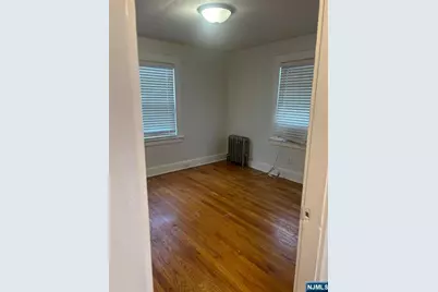 138 Cedar Hill Avenue, Belleville, NJ 07109 - Photo 5