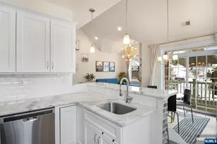 101 Autumn Ct, Little Falls Township, NJ 07424 - Photo 11