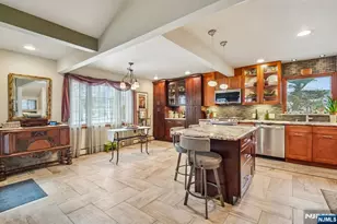 199 Honeysuckle Dr, Washington Township, NJ 07676 - Photo 7