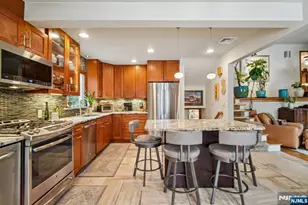 199 Honeysuckle Dr, Washington Township, NJ 07676 - Photo 11