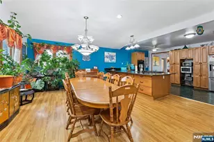 300 Spring Valley Rd, Paramus, NJ 07652 - Photo 15