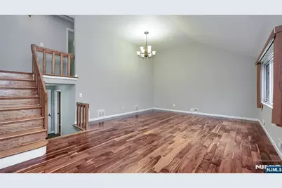 17 Clifford Drive, Wayne, NJ 07470 - Photo 9