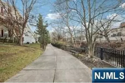 122 Riverwalk Way, Clifton, NJ 07014 - Photo 29