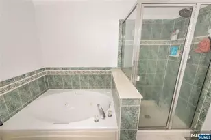 122 Riverwalk Way, Clifton, NJ 07014 - Photo 19