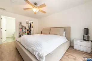 122 Riverwalk Way, Clifton, NJ 07014 - Photo 17