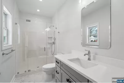 4 Plymouth Drive, Livingston, NJ 07039 - Photo 9