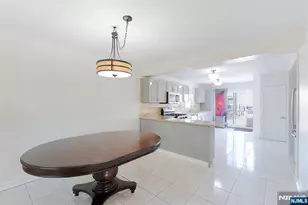 365 Rockledge Pl, Teaneck Township, NJ 07666 - Photo 7