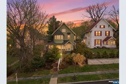 101 E Palisade Avenue, Englewood, NJ 07631 - Photo 1