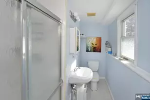 454 E Ridgewood Ave, Paramus, NJ 07652 - Photo 27