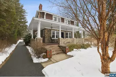 138 Chestnut Ridge Road, Saddle River, NJ 07458 - Photo 5