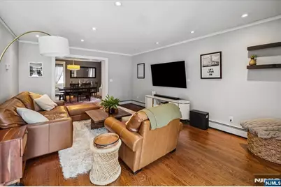 138 Chestnut Ridge Road, Saddle River, NJ 07458 - Photo 3