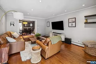 138 Chestnut Ridge Rd, Saddle River, NJ 07458 - Photo 3