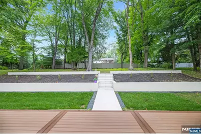 15 Kings Court, Woodcliff Lake, NJ 07677 - Photo 33