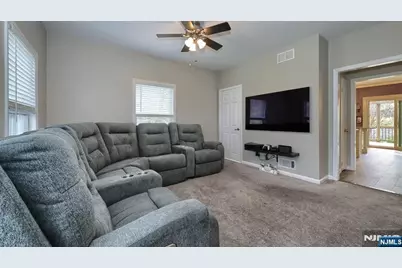 99 Beech Terrace, Wayne, NJ 07470 - Photo 13