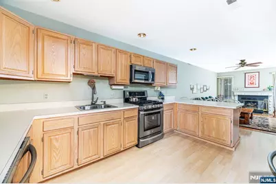 44 Mill Pond Road, Little Falls Township, NJ 07424 - Photo 21