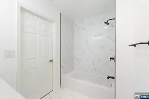 557 Ridge Ln 4220, Fort Lee, NJ 07024 - Photo 15