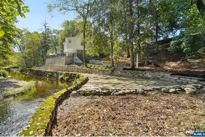 755 W Saddle River Road, Ho Ho Kus, NJ 07423 - Photo 33