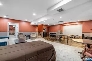238 Park Ave, Teaneck Township, NJ 07666 - Photo 33
