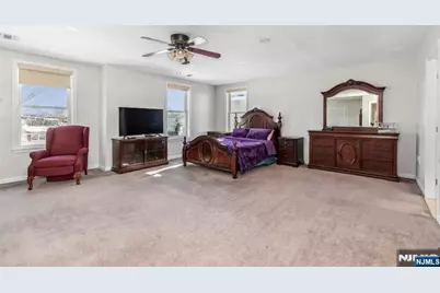 238 Park Avenue, Teaneck Township, NJ 07666 - Photo 47