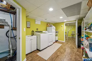 406 Indian Rd, Wayne, NJ 07470 - Photo 31