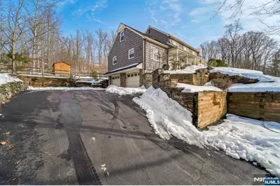 406 Indian Road, Wayne, NJ 07470 - Photo 3