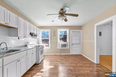 206 N 6th Street, Prospect Park, NJ 07508 - Photo 3