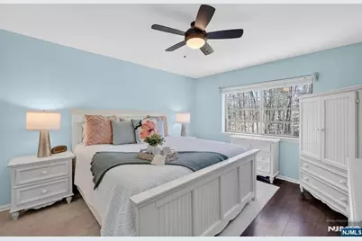 3807 Melville Court, Mahwah, NJ 07430 - Photo 23