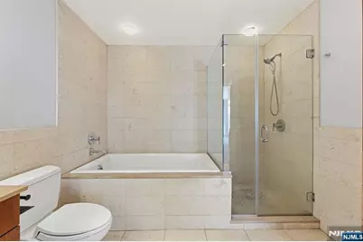 8125 River Road 4E #4E, North Bergen, NJ 07047 - Photo 25