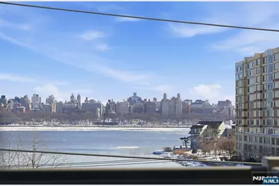 8125 River Road 4E #4E, North Bergen, NJ 07047 - Photo 5