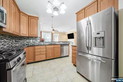 4 Cliff Road B2 #B2, Woodland Park, NJ 07424 - Photo 13