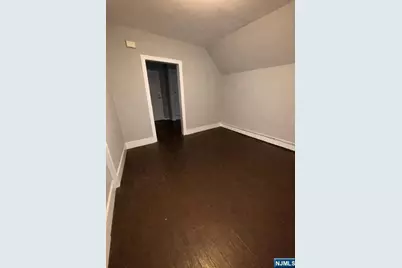 942 E 19th Street, Paterson, NJ 07501 - Photo 17