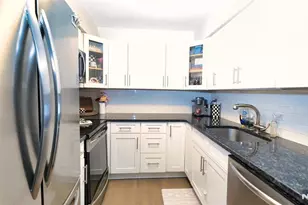 651 Riverside A7, Lyndhurst Township, NJ 07071 - Photo 7