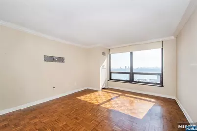 900 Palisade 18N #18N, Fort Lee, NJ 07024 - Photo 13