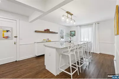 19 Linwood Avenue, Midland Park, NJ 07432 - Photo 5