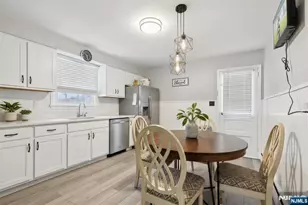86 Kakeout Rd, Butler, NJ 07405 - Photo 13