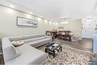 555 North Avenue 6N #6N, Fort Lee, NJ 07024 - Photo 3