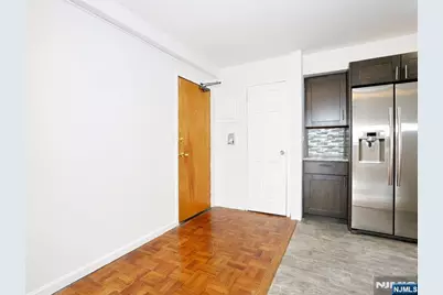 208 Anderson Street S4F #S4F, Hackensack, NJ 07601 - Photo 3