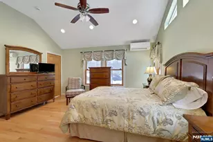 9 Lockwood Ln, Closter, NJ 07624 - Photo 17